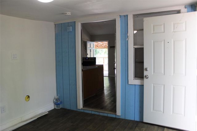 400 Carson Roberson Road, Livingston, TX 77351