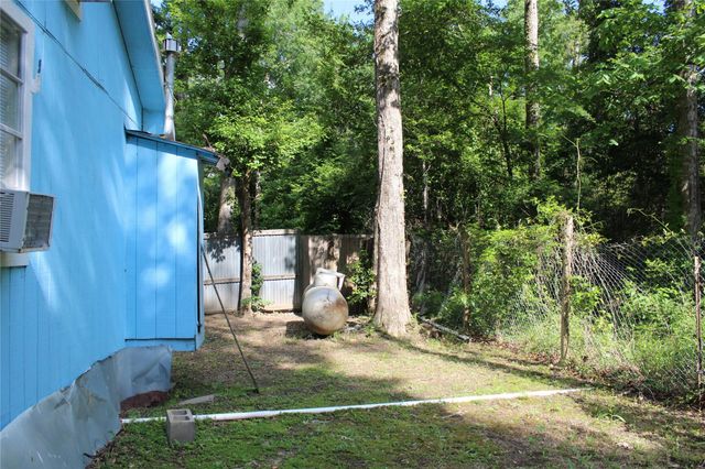 400 Carson Roberson Road, Livingston, TX 77351