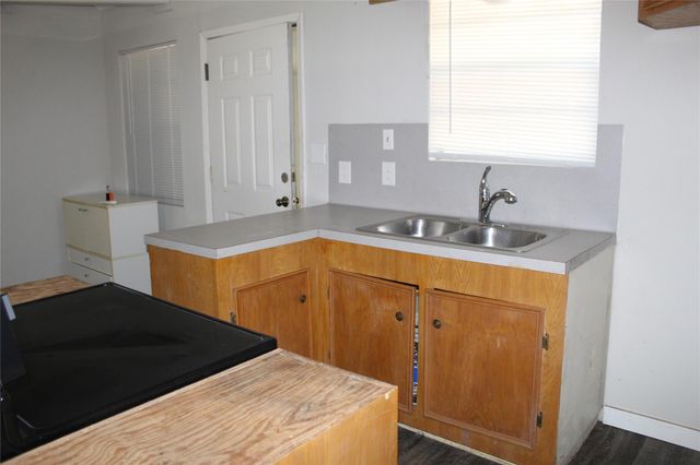 400 Carson Roberson Road, Livingston, TX 77351