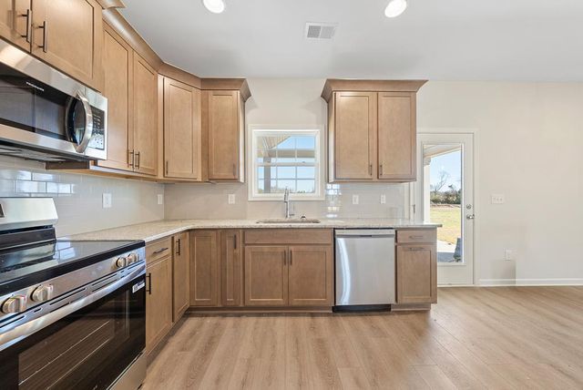 44 Heartland Boulevard, Fort Mitchell, AL 36856