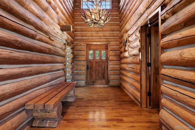 1010 Cantiberry Road, Divide, CO 80814