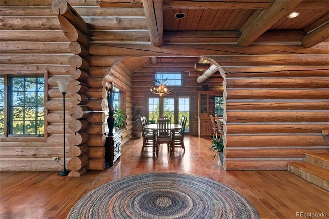 1010 Cantiberry Road, Divide, CO 80814