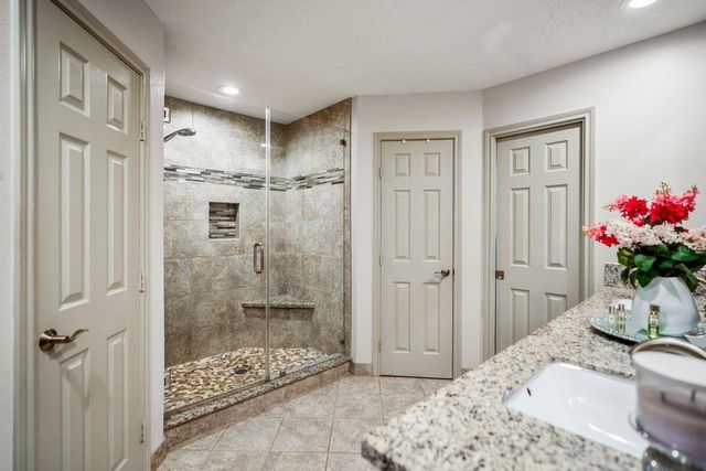15711 Downford Drive, Tomball, TX 77377