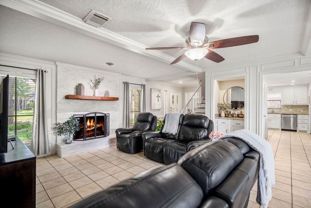 15711 Downford Drive, Tomball, TX 77377