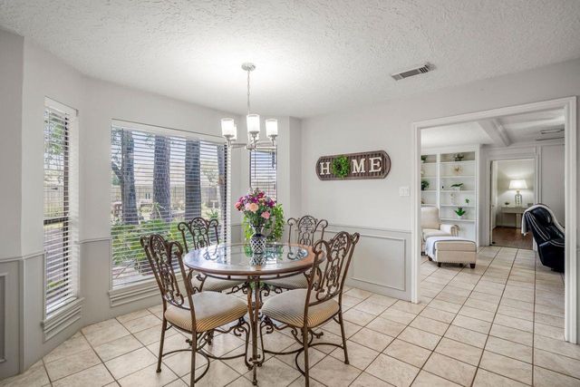 15711 Downford Drive, Tomball, TX 77377