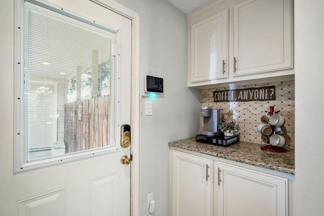 15711 Downford Drive, Tomball, TX 77377