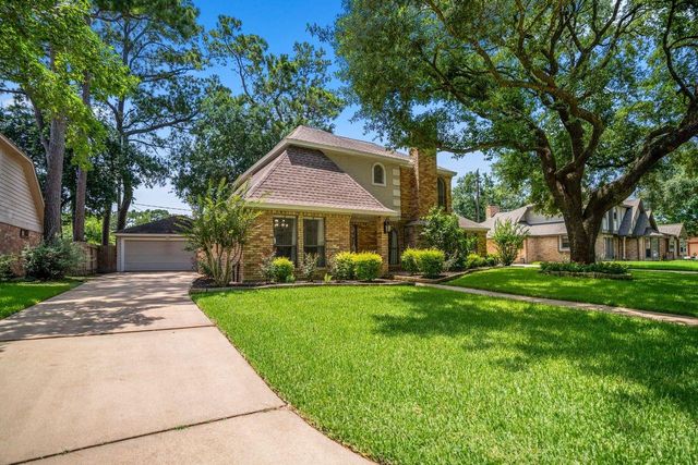 15711 Downford Drive, Tomball, TX 77377
