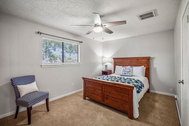 15711 Downford Drive, Tomball, TX 77377