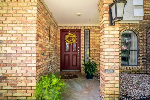 15711 Downford Drive, Tomball, TX 77377