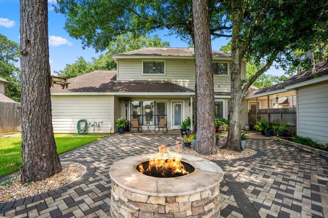 15711 Downford Drive, Tomball, TX 77377