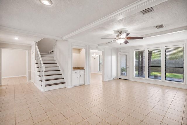 15711 Downford Drive, Tomball, TX 77377