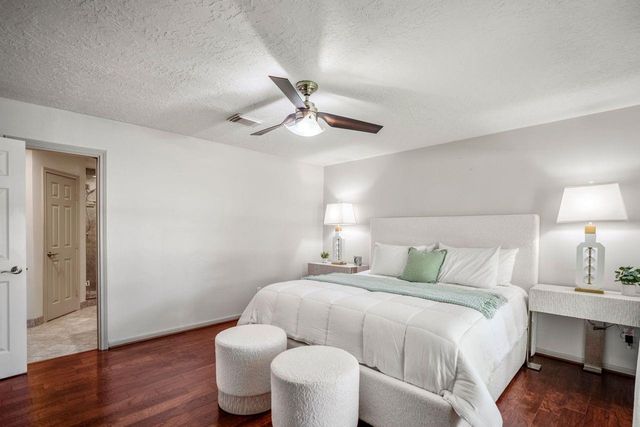 15711 Downford Drive, Tomball, TX 77377