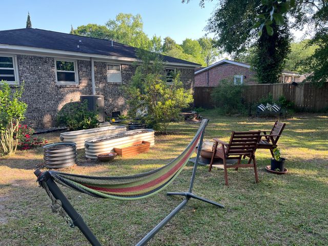 16 Pratt Street, Charleston, SC 29407