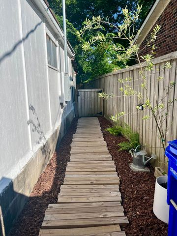 16 Pratt Street, Charleston, SC 29407