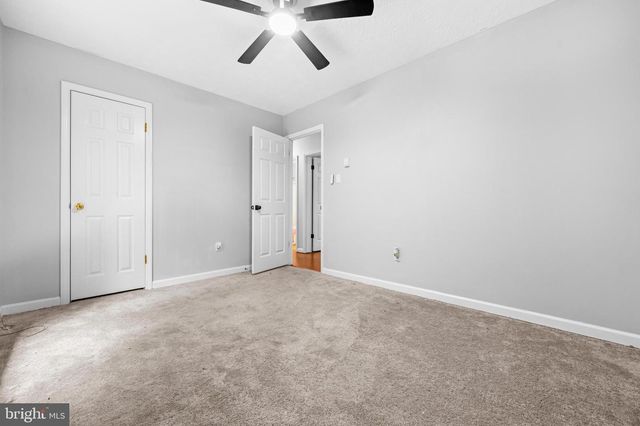 247 MAPLE RIDGE LN, Harpers Ferry, WV 25425