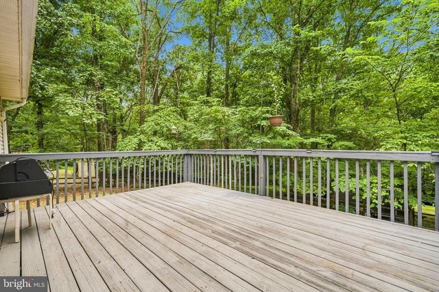 247 MAPLE RIDGE LN, Harpers Ferry, WV 25425
