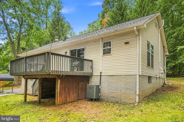 247 MAPLE RIDGE LN, Harpers Ferry, WV 25425