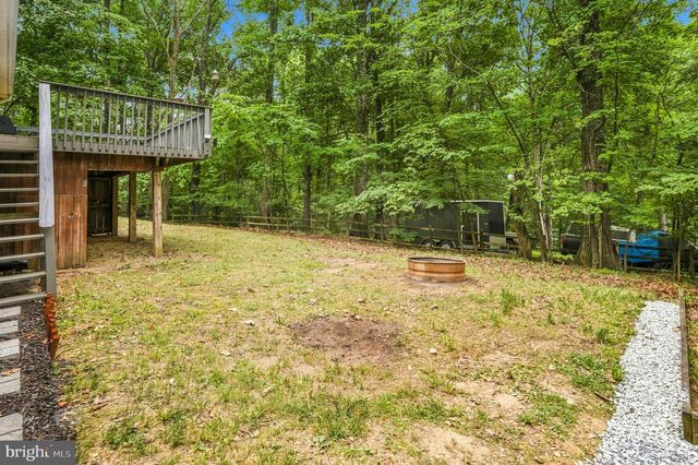 247 MAPLE RIDGE LN, Harpers Ferry, WV 25425
