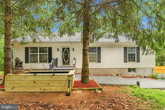 247 MAPLE RIDGE LN, Harpers Ferry, WV 25425