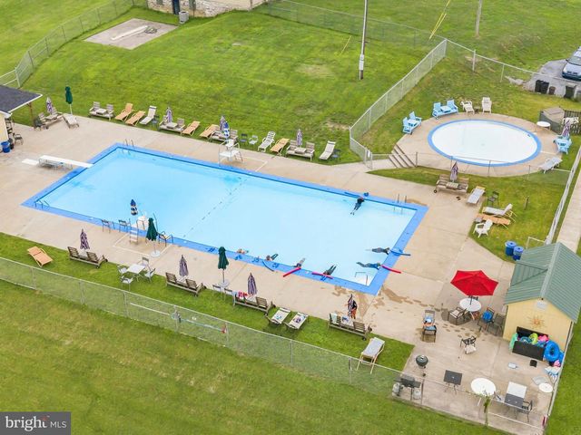 247 MAPLE RIDGE LN, Harpers Ferry, WV 25425