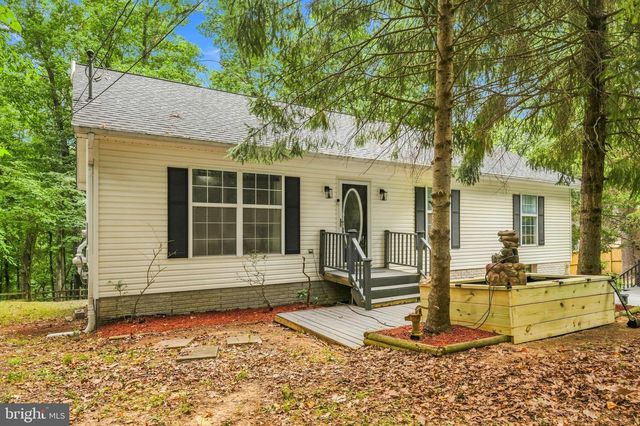 247 MAPLE RIDGE LN, Harpers Ferry, WV 25425