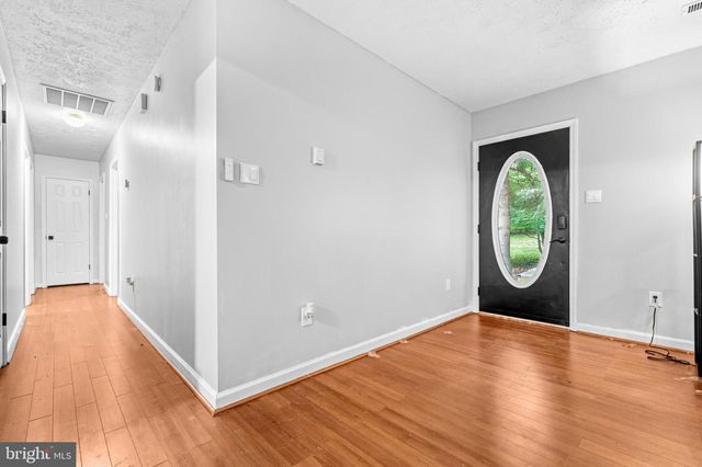 247 MAPLE RIDGE LN, Harpers Ferry, WV 25425