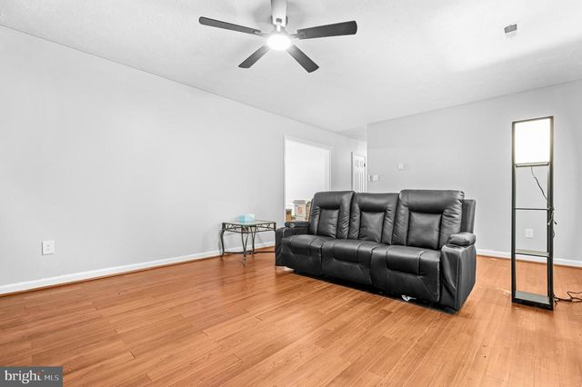 247 MAPLE RIDGE LN, Harpers Ferry, WV 25425