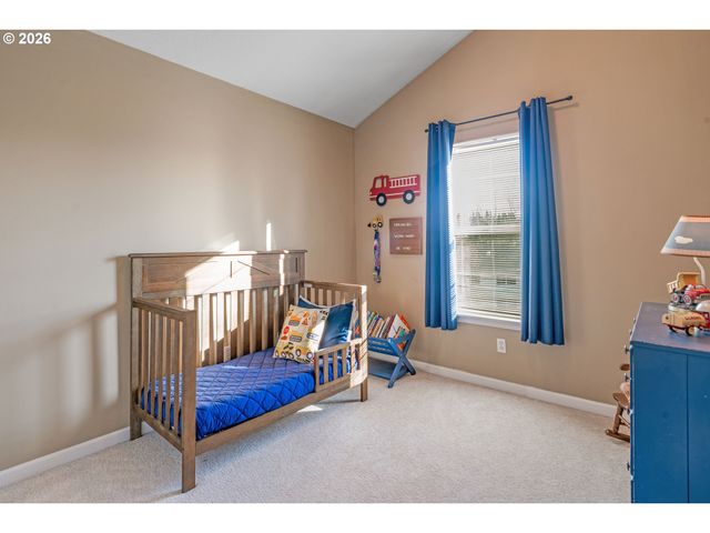 14212 Se OREGON TRAIL Dr, Clackamas, OR 97015