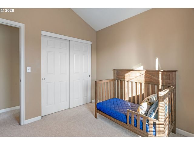 14212 Se OREGON TRAIL Dr, Clackamas, OR 97015