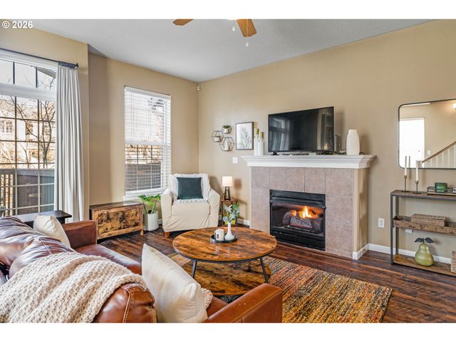 14212 Se OREGON TRAIL Dr, Clackamas, OR 97015