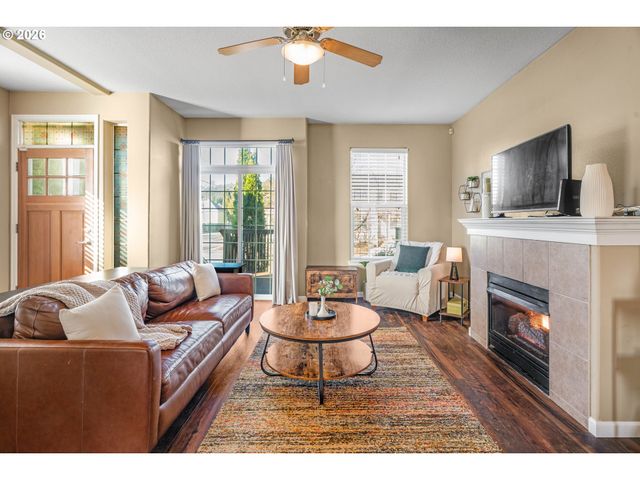 14212 Se OREGON TRAIL Dr, Clackamas, OR 97015