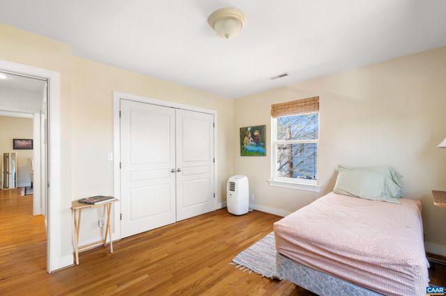 700 GRAVES ST, Charlottesville, VA 22902