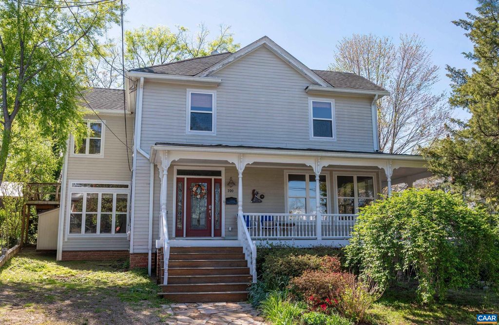 700 GRAVES ST, Charlottesville, VA 22902