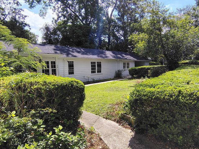 406 Thames Street, Manning, SC 29102