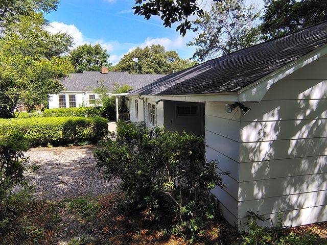 406 Thames Street, Manning, SC 29102