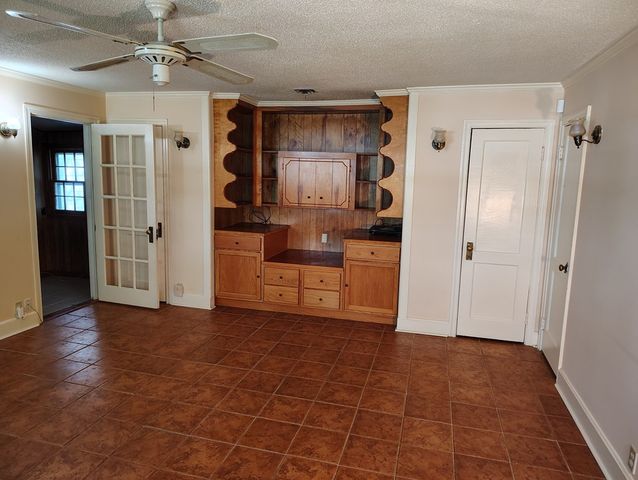 406 Thames Street, Manning, SC 29102