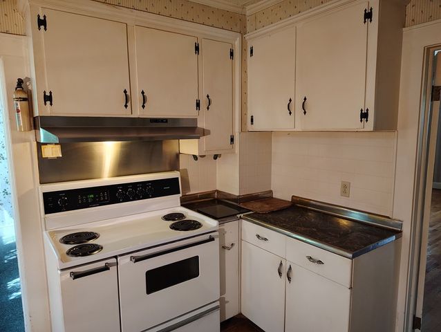 406 Thames Street, Manning, SC 29102