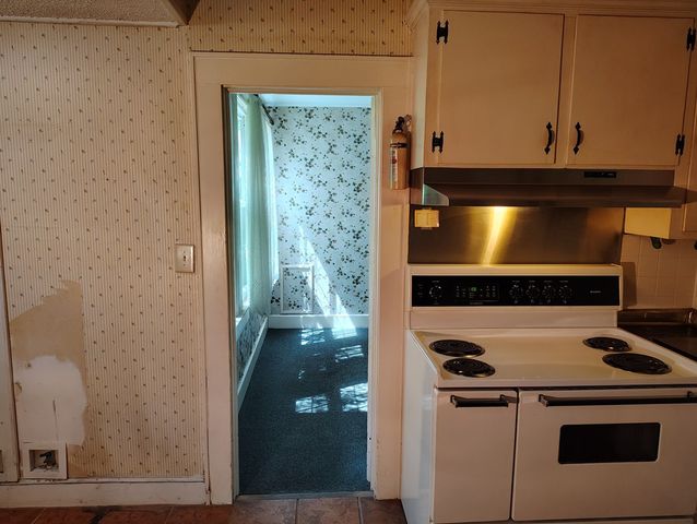 406 Thames Street, Manning, SC 29102