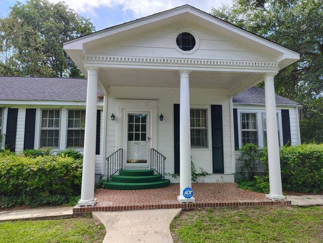 406 Thames Street, Manning, SC 29102