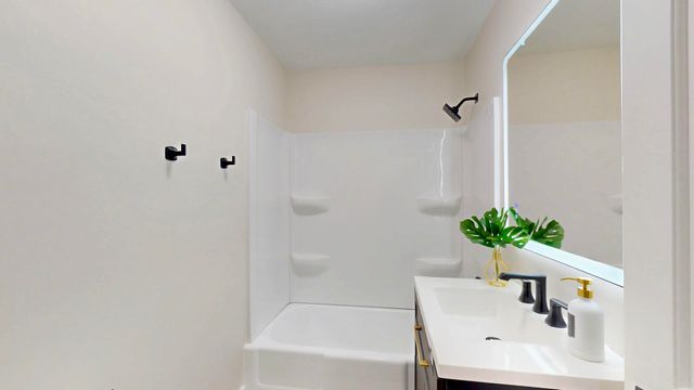 2310 W 73rd Avenue, Merrillville, IN 46410