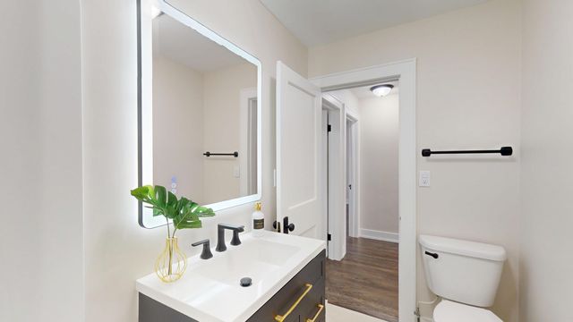 2310 W 73rd Avenue, Merrillville, IN 46410