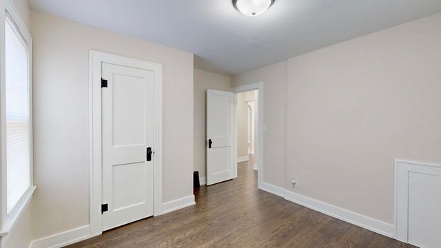 2310 W 73rd Avenue, Merrillville, IN 46410