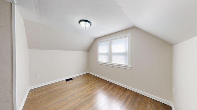 2310 W 73rd Avenue, Merrillville, IN 46410