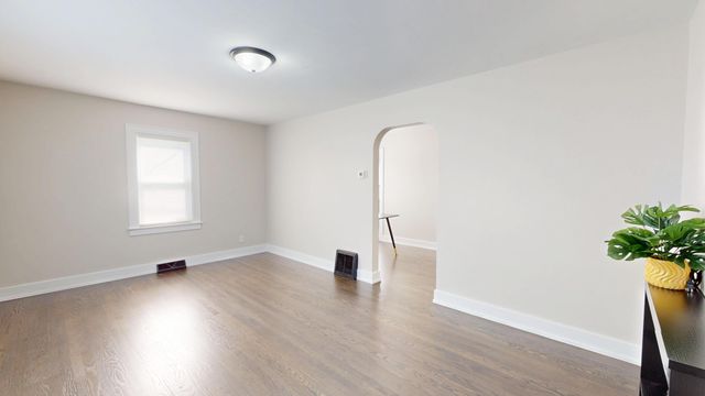 2310 W 73rd Avenue, Merrillville, IN 46410