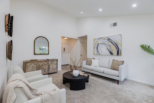 4600 Flores Ave, Rohnert Park, CA 94928