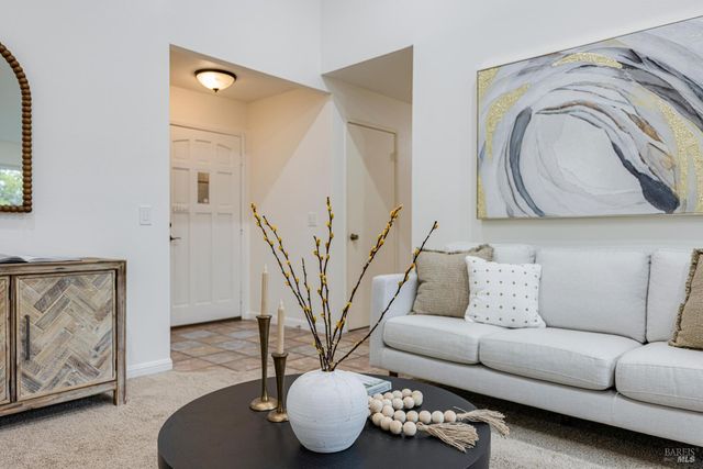 4600 Flores Ave, Rohnert Park, CA 94928