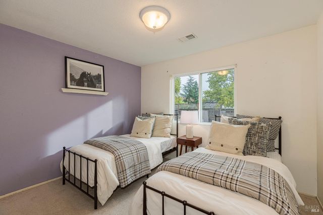 4600 Flores Ave, Rohnert Park, CA 94928