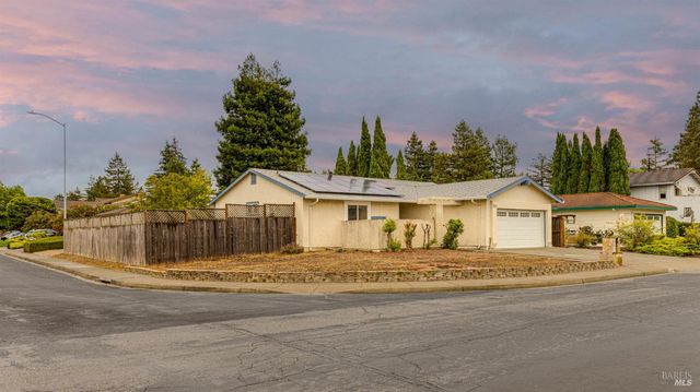 4600 Flores Ave, Rohnert Park, CA 94928