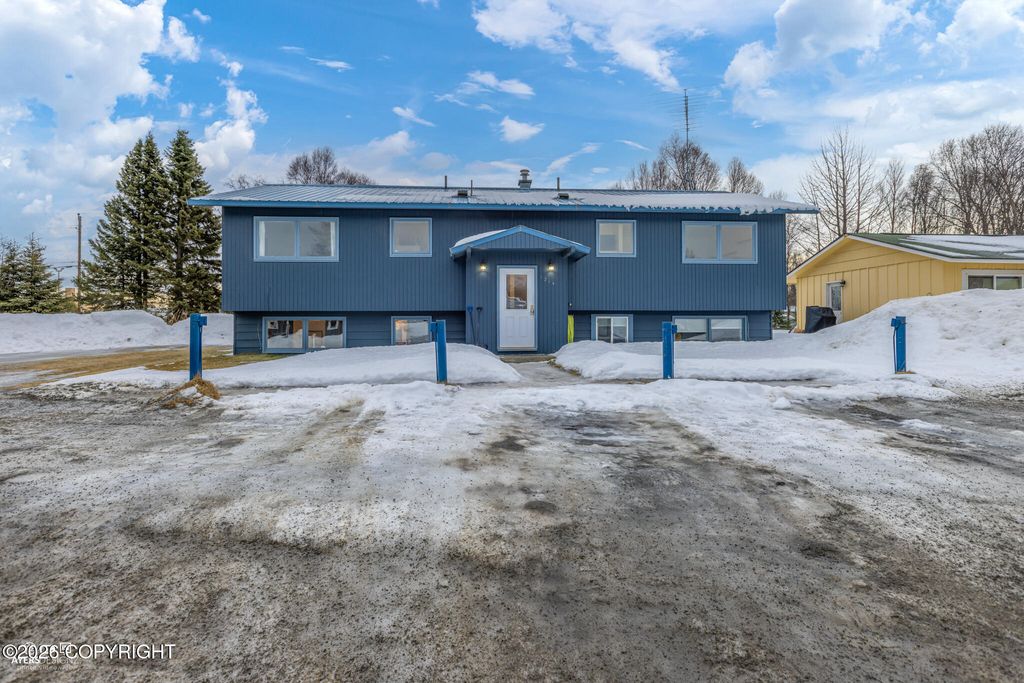 1214 Lilac Lane, Kenai, AK 99611