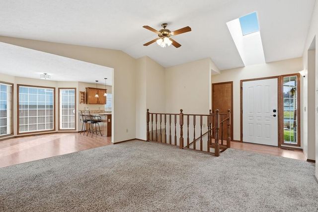 6008 W WIND RIVER Dr, Spokane, WA 99208